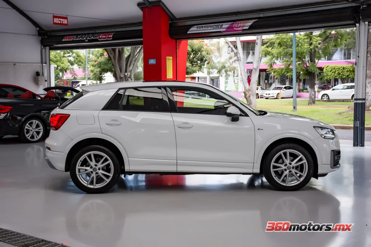 Audi Q2 35 SLINE  2020