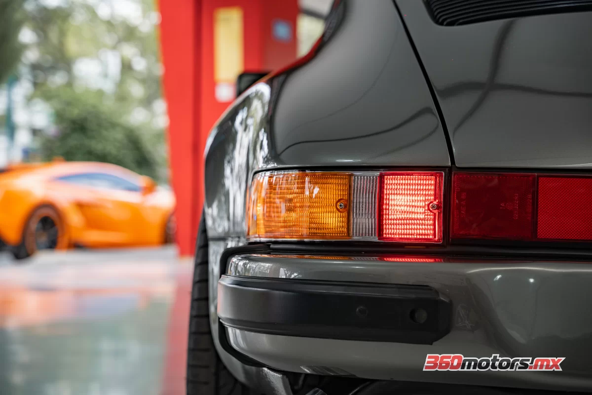 Porsche 911 COUPE 1988