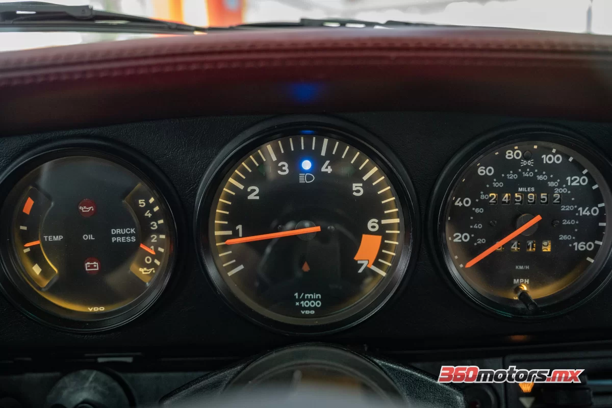 Porsche 911 COUPE 1988