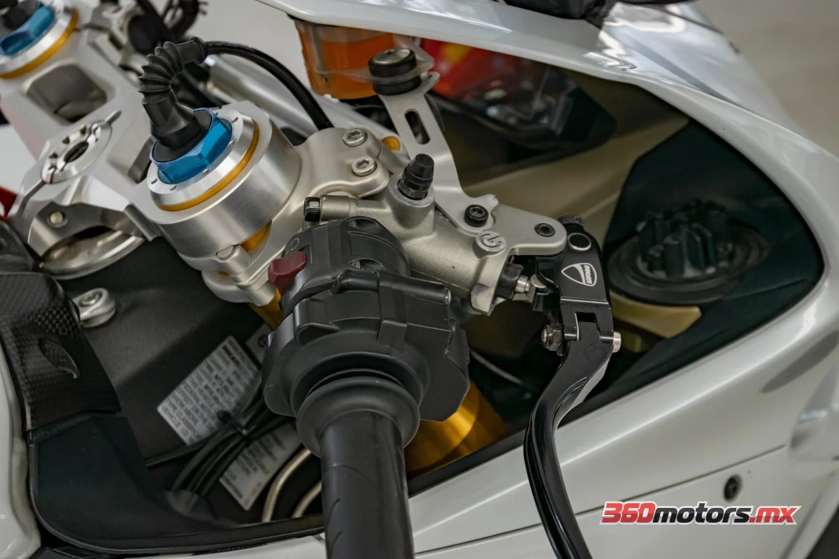 Ducati PANIGALE  1199 S  2013