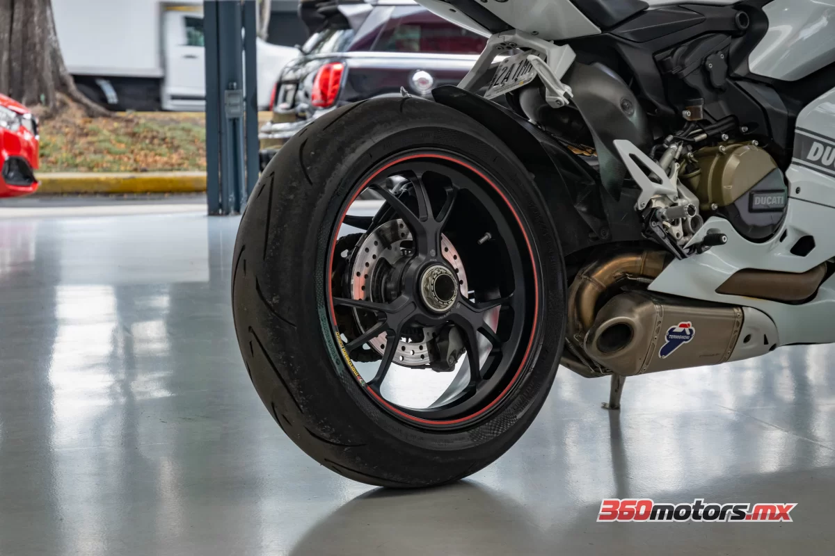 Ducati PANIGALE  1199 S  2013