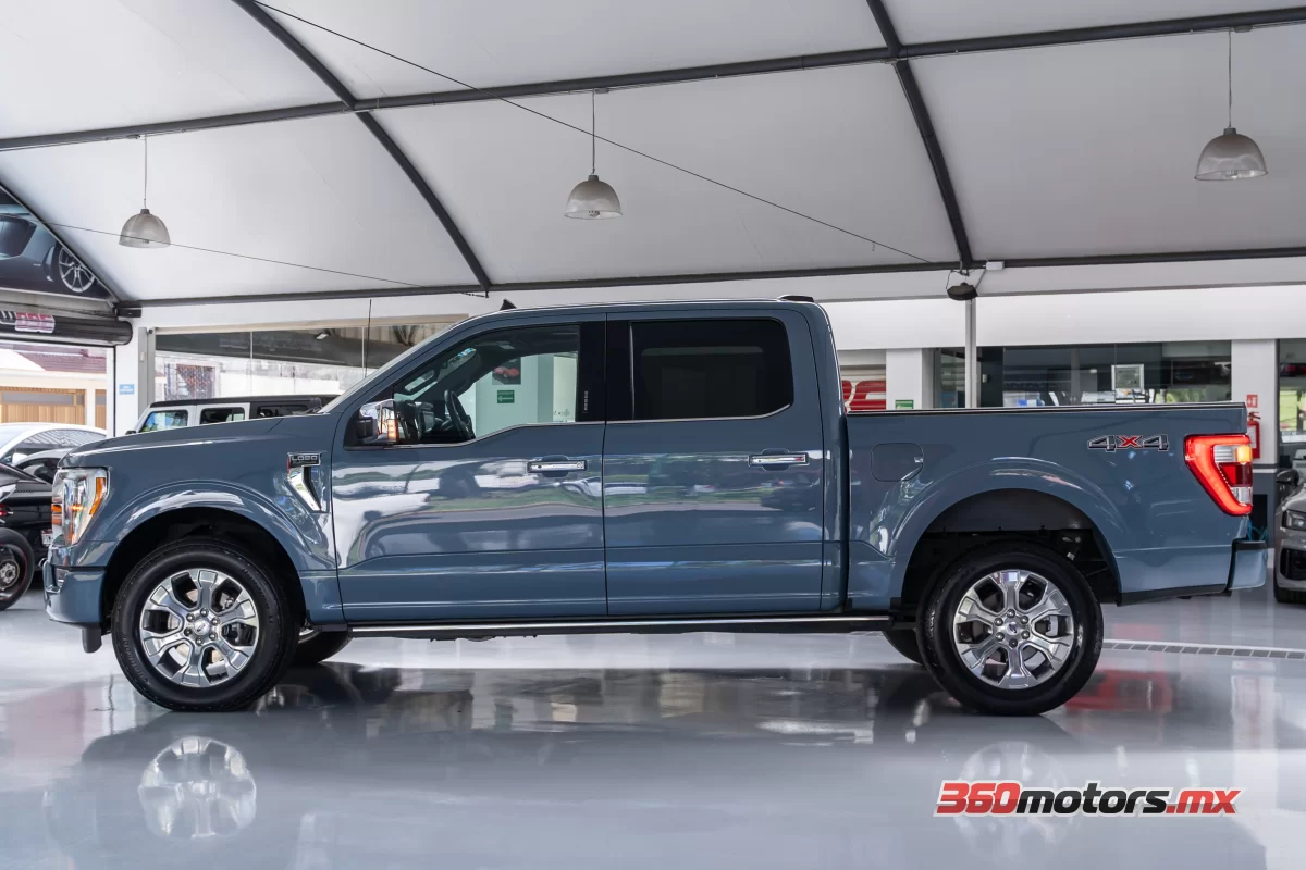 Ford LOBO PLATINUM 4X4 2023