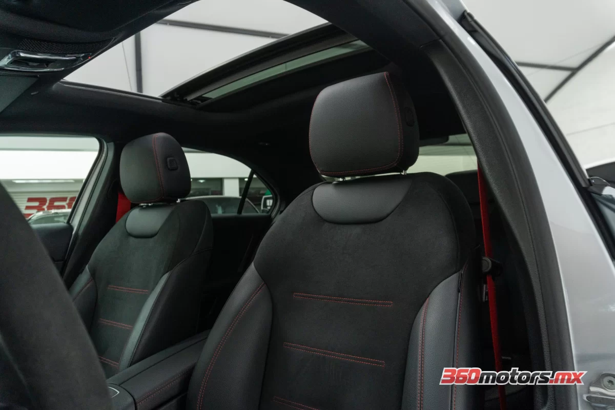 Mercedes Benz A 35 AMG 2022