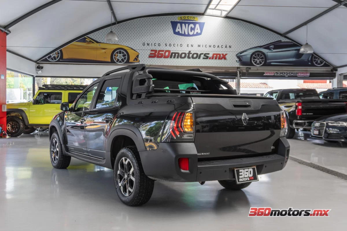 Renault OROCH OUTSIDER 2023