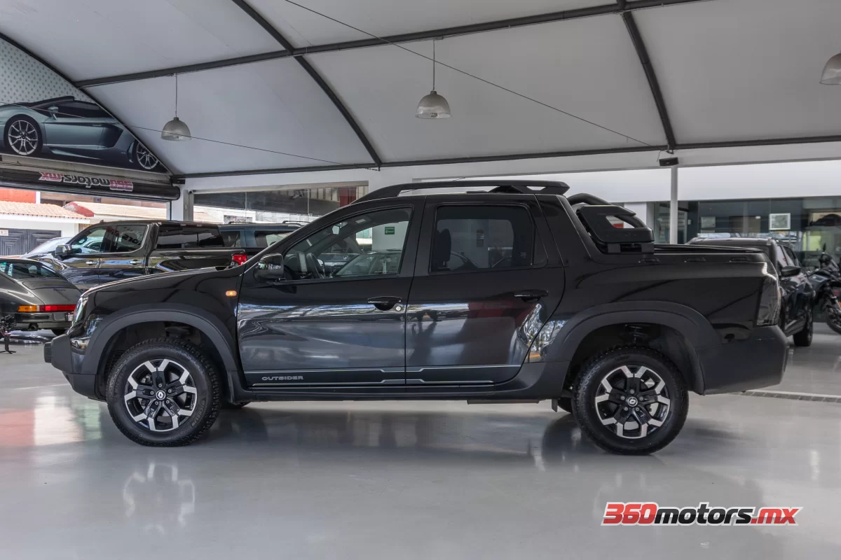 Renault OROCH OUTSIDER 2023