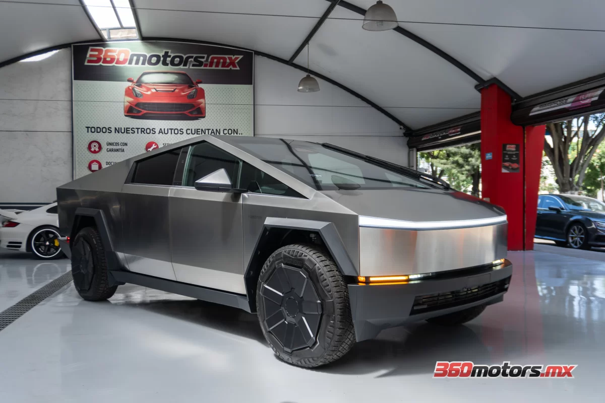 Tesla CYBERTRUCK