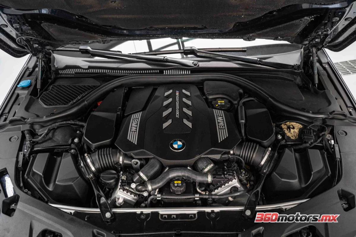 BMW M850 CONVERTIBLE 2020