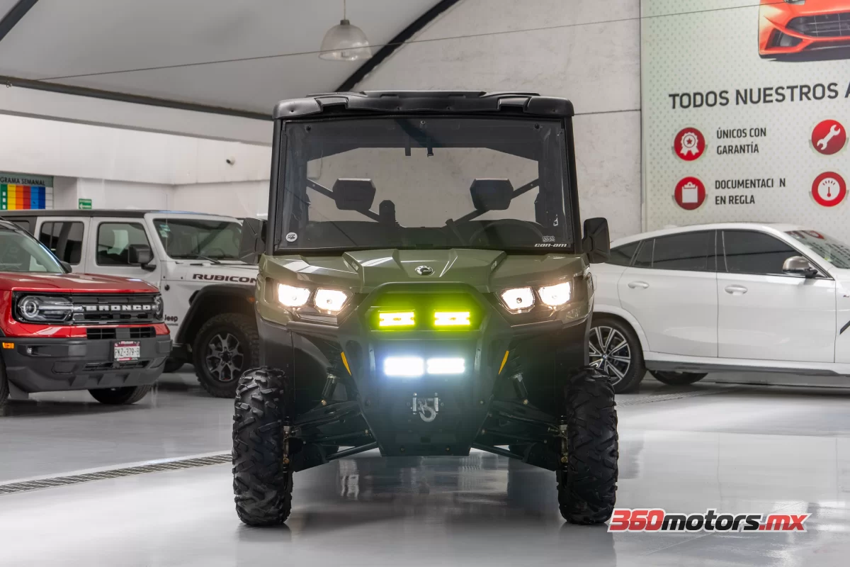 BRP DEFENDER  MAX HD8 2021