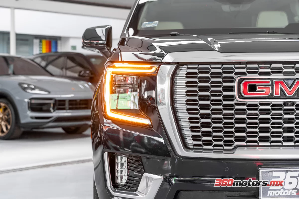 GMC YUKON DENALI 4X4 2022