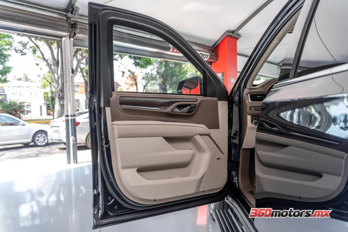 GMC YUKON DENALI 4X4 2022