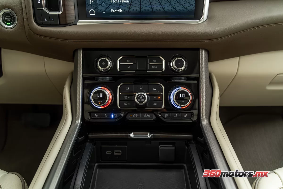 GMC YUKON DENALI 4X4 2022