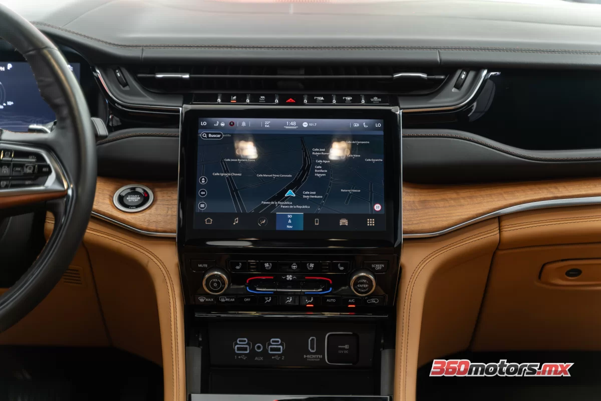 Jeep GRAND CHEROKEE  SUMMIT 4X4 BLINDAJE 3 2023