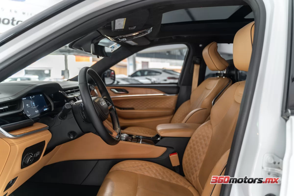 Jeep GRAND CHEROKEE  SUMMIT 4X4 BLINDAJE 3 2023