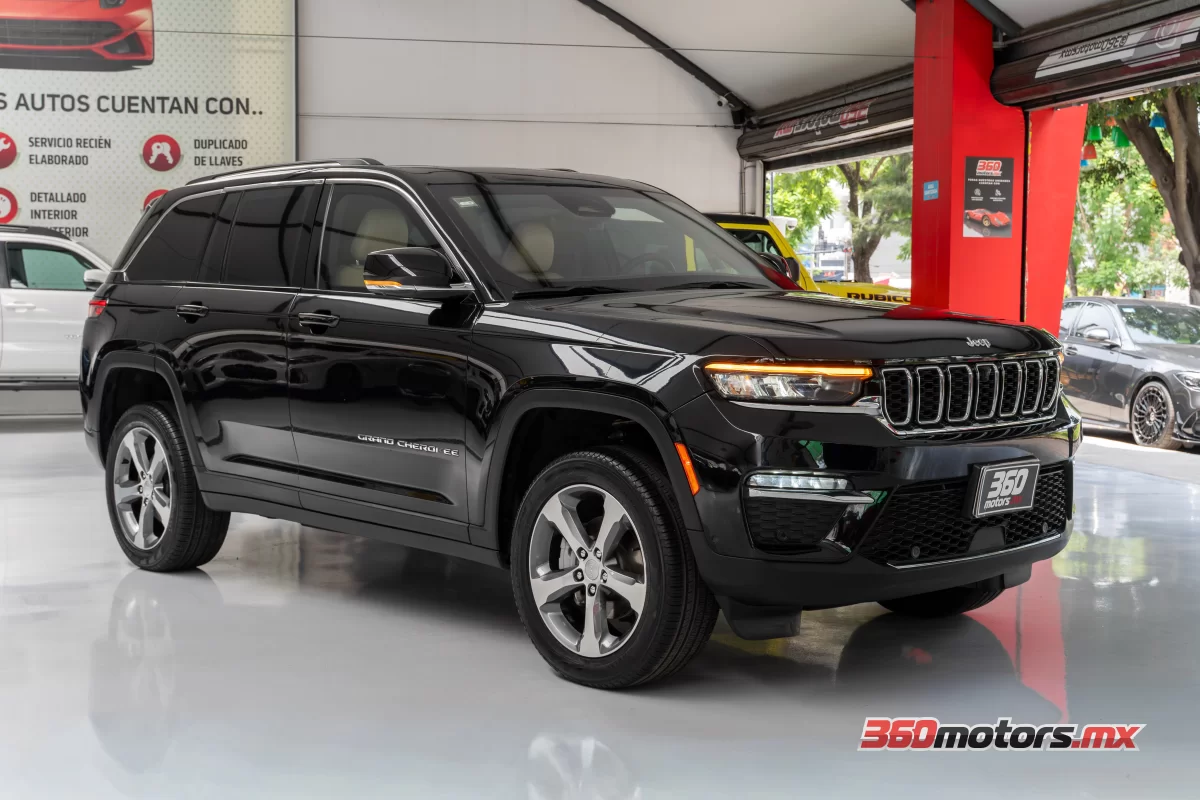 Jeep GRAND CHEROKEE 