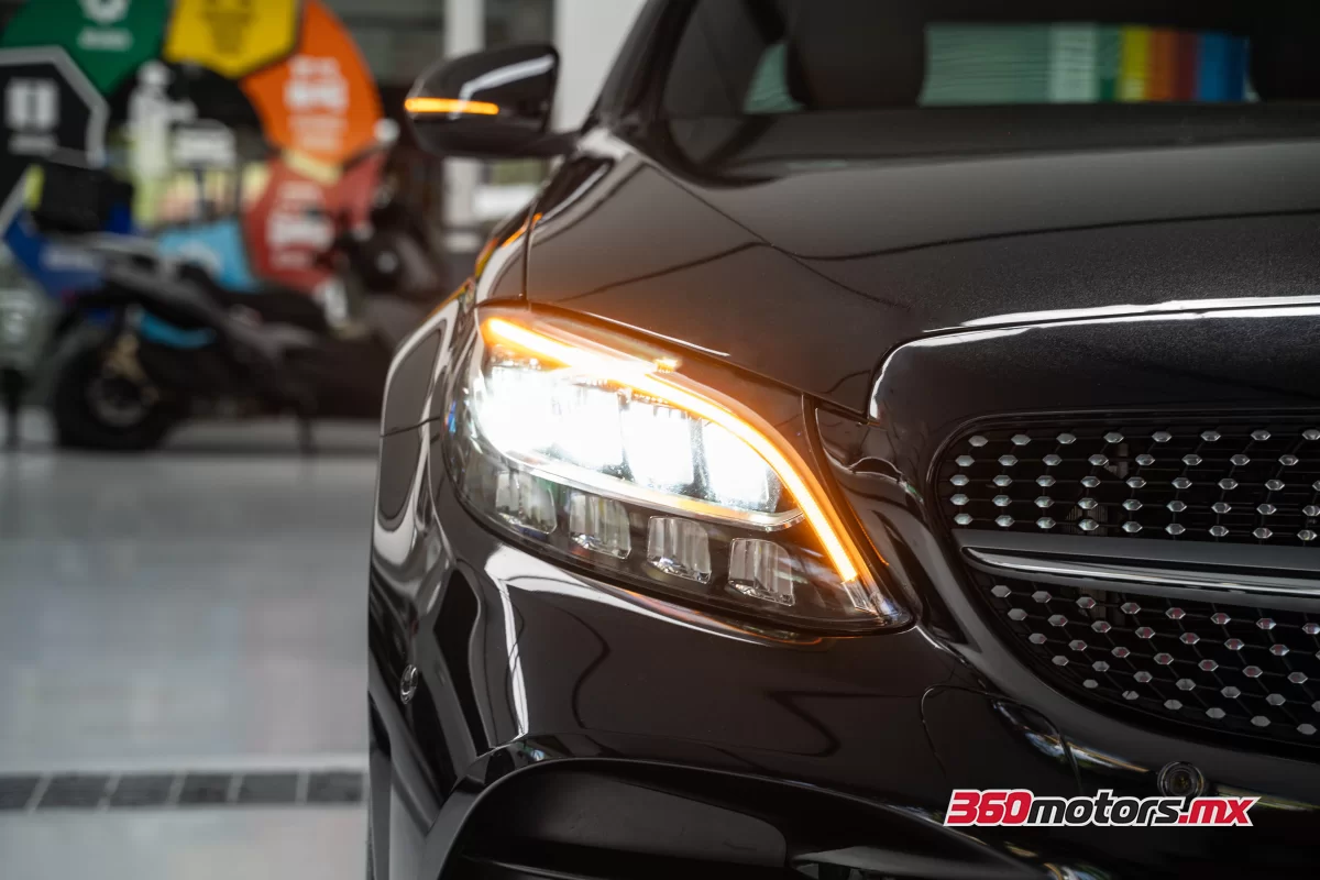 Mercedes Benz C 300 SPORT 2020