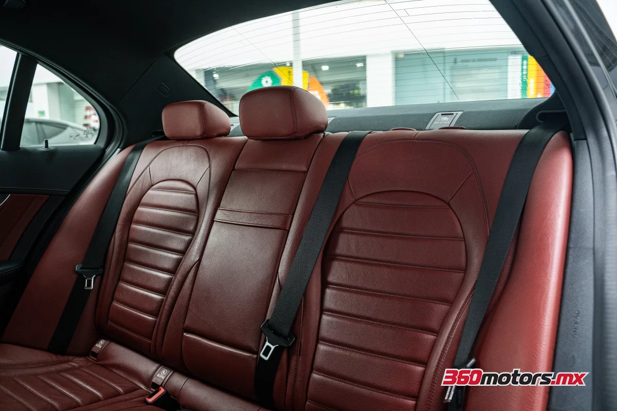 Mercedes Benz C 300 SPORT 2020