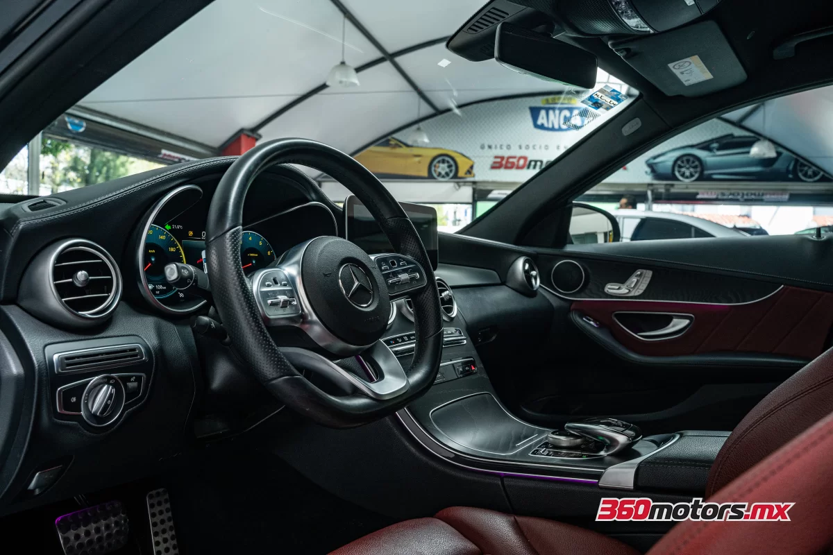 Mercedes Benz C 300 SPORT 2020
