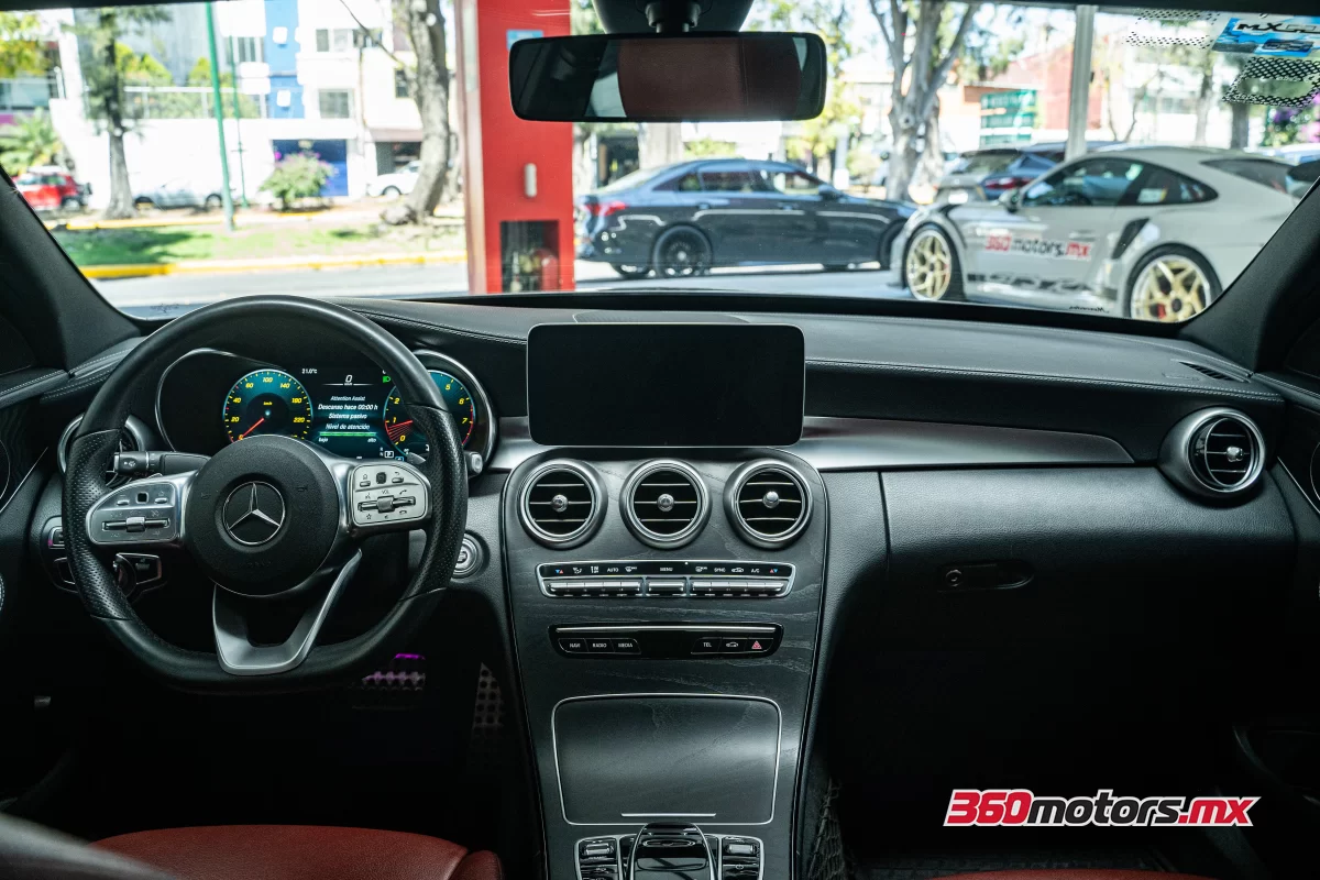 Mercedes Benz C 300 SPORT 2020