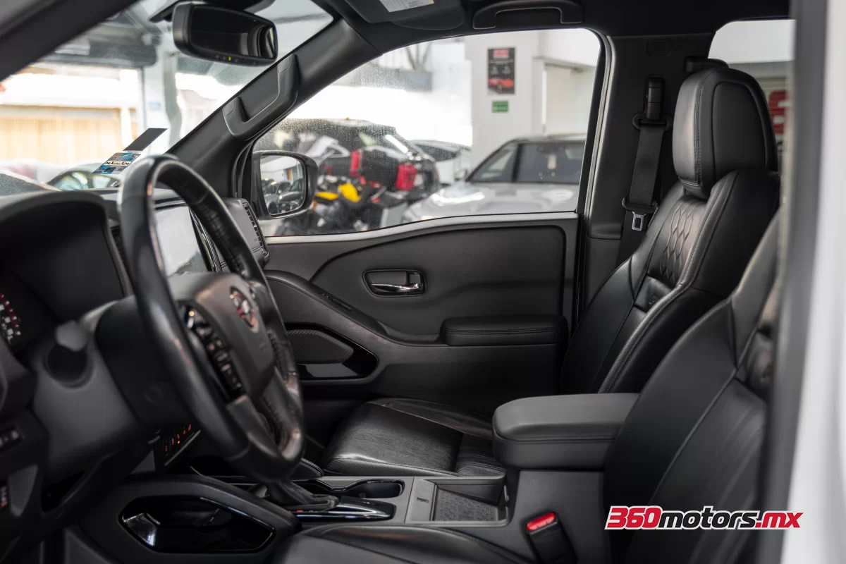 Nissan FRONTIER PRO-4X4 2022