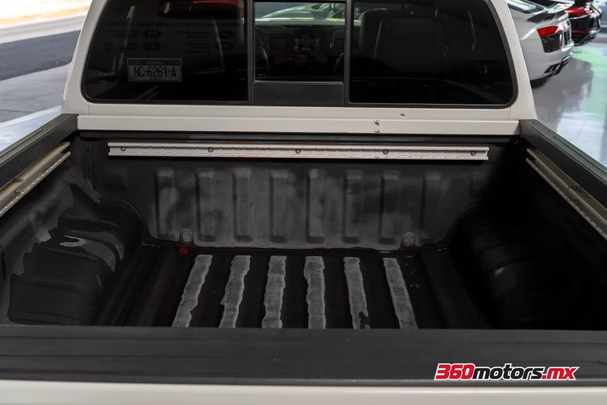 Nissan FRONTIER PRO-4X4 2022