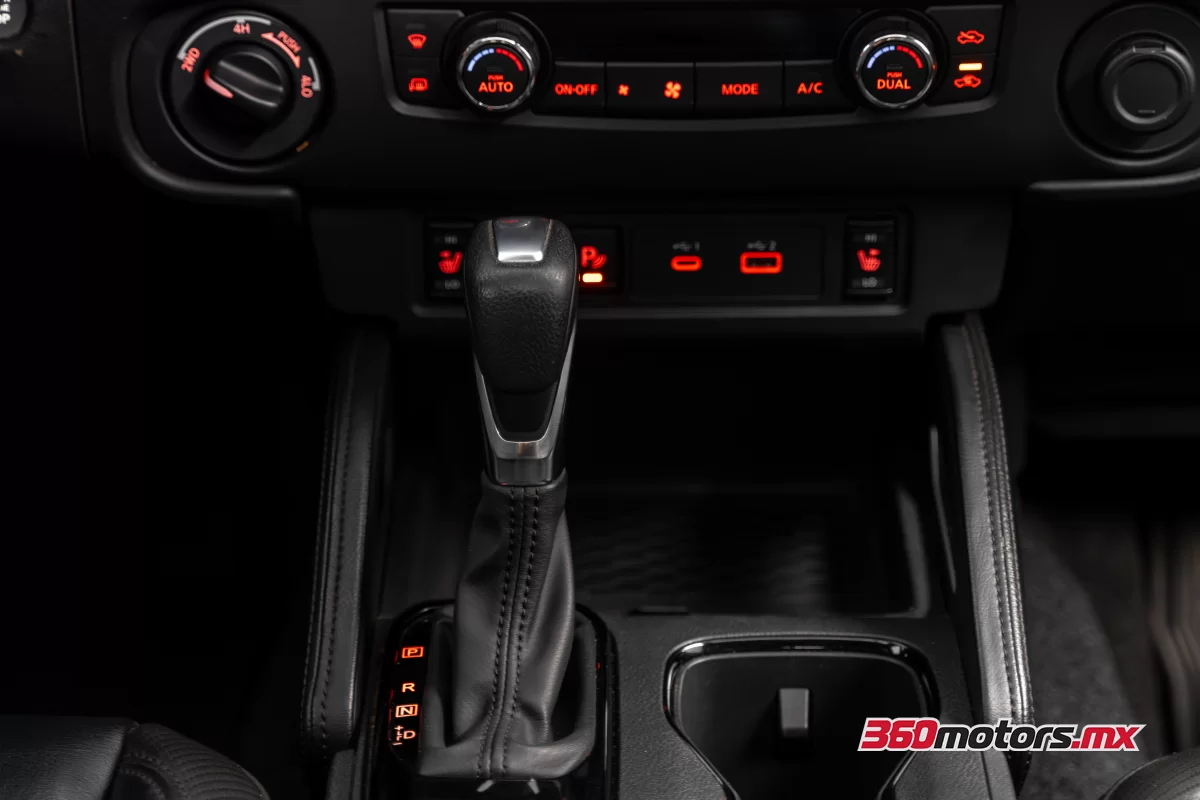 Nissan FRONTIER PRO-4X4 2022