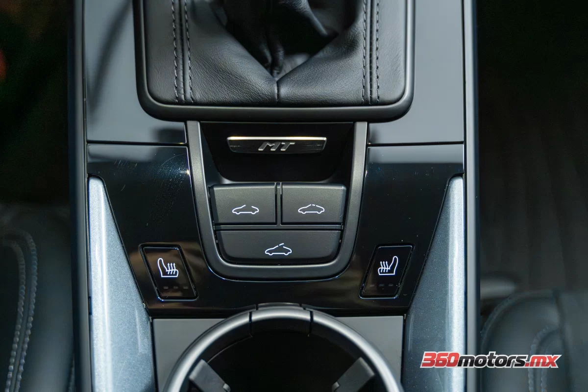 Porsche 911 CARRERA T 2025