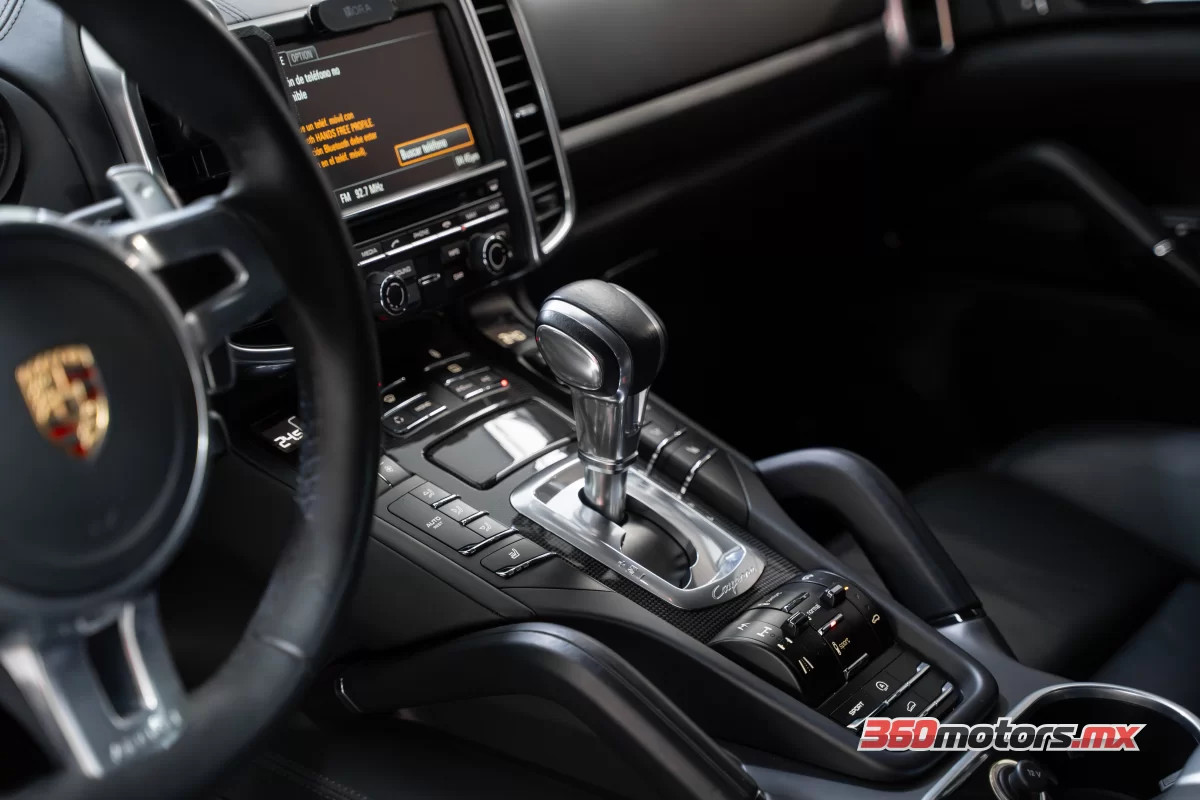 Porsche CAYENNE TURBO BLINDAJE 3 2013