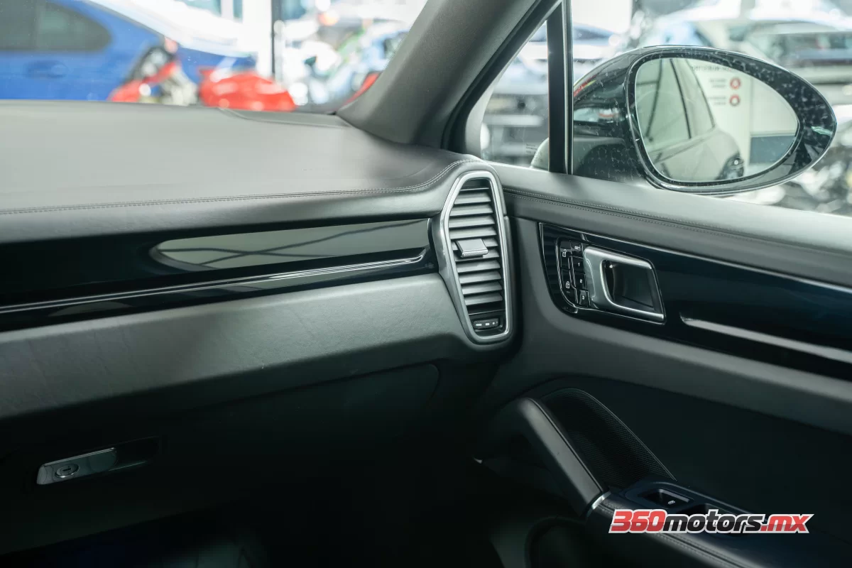 Porsche CAYENNE  COUPE  2020