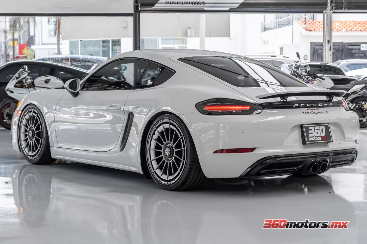 Porsche CAYMAN S 718 2018
