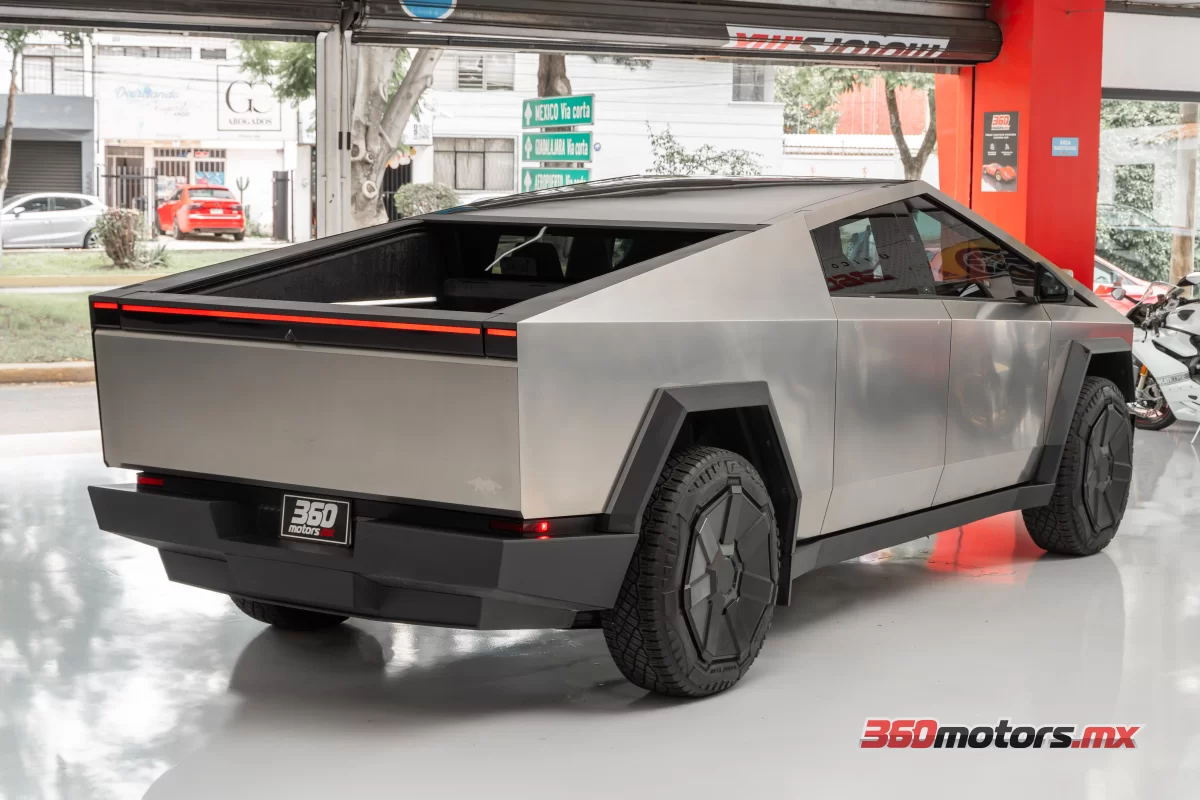 Tesla CYBERTRUCK  CYBERBEAST 2024