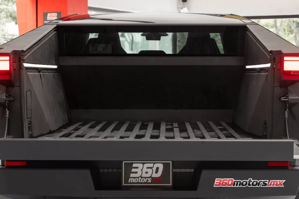 Tesla CYBERTRUCK  CYBERBEAST 2024