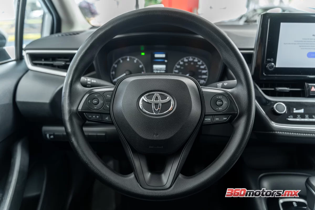 Toyota COROLLA LE 2023