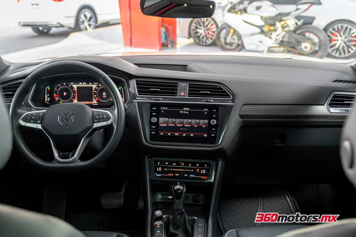VW TIGUAN R LINE 10 AÑOS 2024